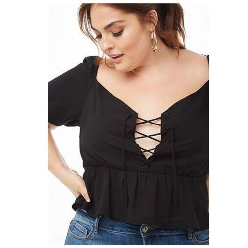 F21+ Black Tie Front Cropped Top 3X